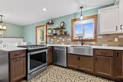 530 S 300 E, Kouts, IN 46347 - Photo 12