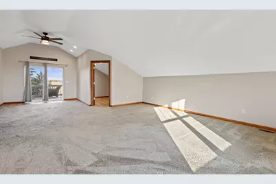 530 S 300 E, Kouts, IN 46347 - Photo 32