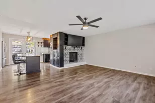 7562 Montana St, Hobart, IN 46342 - Photo 22