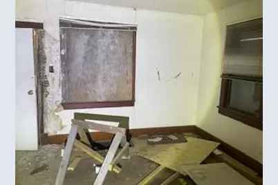 210 W 11th Street, Michigan City, IN 46360 - Photo 26