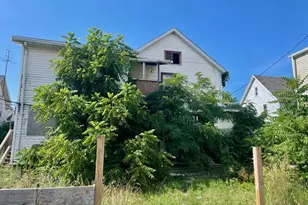 210 W 11th St, Michigan City, IN 46360 - Photo 2