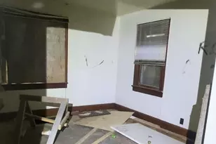 210 W 11th St, Michigan City, IN 46360 - Photo 10