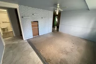 12812 Whitcomb St, Crown Point, IN 46307 - Photo 2