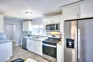 2713 Jefferson St, Gary, IN 46407 - Photo 10