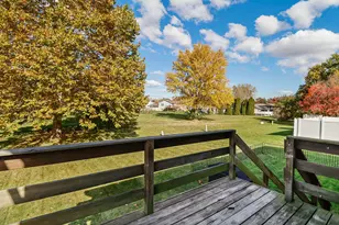 3984 Kingsway Dr, Crown Point, IN 46307 - Photo 4