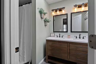 3984 Kingsway Dr, Crown Point, IN 46307 - Photo 14