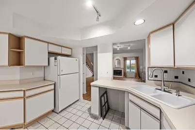 1345 W 94th Court, Crown Point, IN 46307 - Photo 10