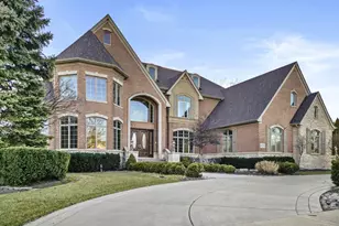 10224 Cherrywood Ln, Munster, IN 46321 - Photo 4