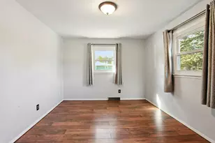 3283 Oakwood St, Portage, IN 46368 - Photo 8