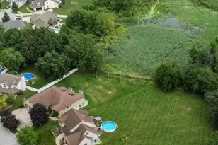 4901 Oriole Ave, Schererville, IN 46375 - Photo 8