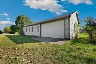 1701 E 69th Ave, Merrillville, IN 46410 - Photo 18