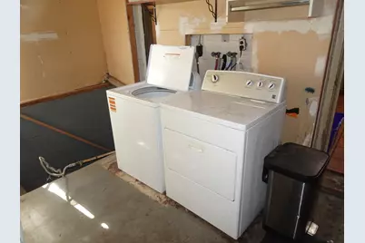 302 S Main Street, Knox, IN 46534 - Photo 10