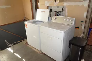 302 S Main St, Knox, IN 46534 - Photo 10