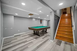 8342 Howard Ave, Munster, IN 46321 - Photo 18