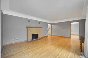 8342 Howard Ave, Munster, IN 46321 - Photo 2