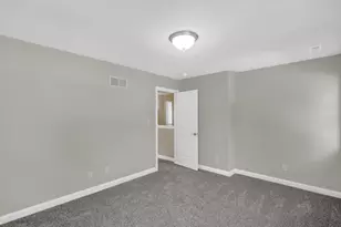 211 E Fulton St, Michigan City, IN 46360 - Photo 28