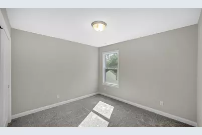 211 E Fulton Street, Michigan City, IN 46360 - Photo 30