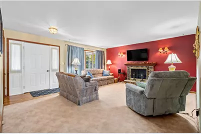 602 Forsythia Street SE, Demotte, IN 46310 - Photo 4