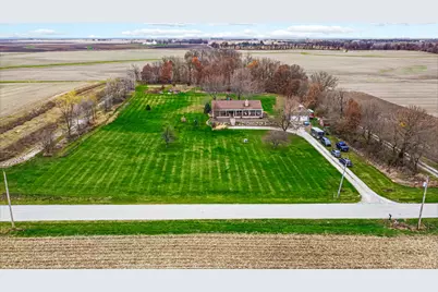 7960 E 173rd Avenue, Hebron, IN 46341 - Photo 2