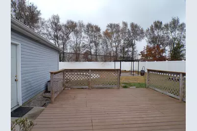 1643 N Indiana Place, Griffith, IN 46319 - Photo 16
