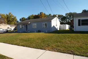 1643 N Indiana Pl, Griffith, IN 46319 - Photo 2