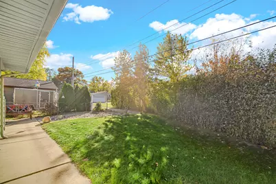 800 Lake Street, Hobart, IN 46342 - Photo 18