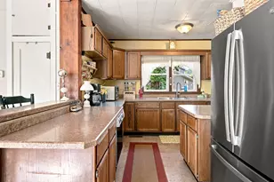 623 W Milroy Ave, Rensselaer, IN 47978 - Photo 12