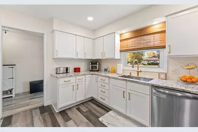 513 Almond Street SW, Demotte, IN 46310 - Photo 14