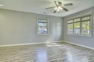 3521 164th St, Hammond, IN 46323 - Photo 8