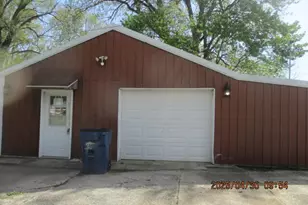 417 W Sell St, Brook, IN 47922 - Photo 2