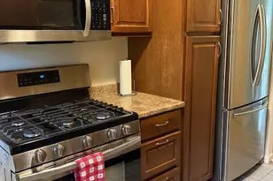 7625 Marshall Pl, Merrillville, IN 46410 - Photo 6