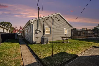 3944 Henry Avenue, Hammond, IN 46327 - Photo 16