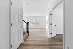 10473 California St, Crown Point, IN 46307 - Photo 12