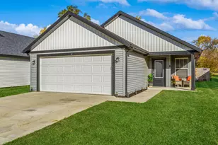 614 Brown Ave, Mishawaka, IN 46545 - Photo 2