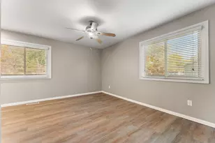 411 Nantucket Rd, Valparaiso, IN 46385 - Photo 14