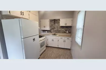 2631 Parkway Drive, Highland, IN 46322 - Photo 4