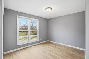 6034 Harrison St, Merrillville, IN 46410 - Photo 16