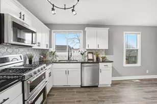 6034 Harrison St, Merrillville, IN 46410 - Photo 12