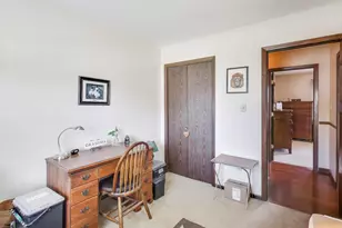 1707 Valley Ct, Schererville, IN 46375 - Photo 14