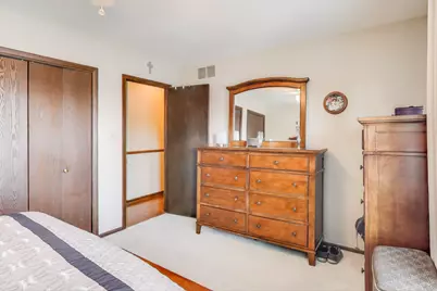 1707 Valley Court, Schererville, IN 46375 - Photo 12