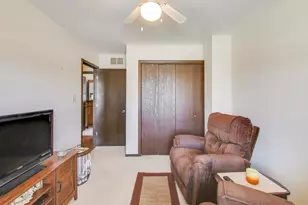 1707 Valley Ct, Schererville, IN 46375 - Photo 16