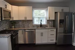 351 Maple St, Crown Point, IN 46307 - Photo 6