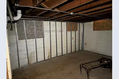 4234 E 12th Place, Gary, IN 46403 - Photo 12