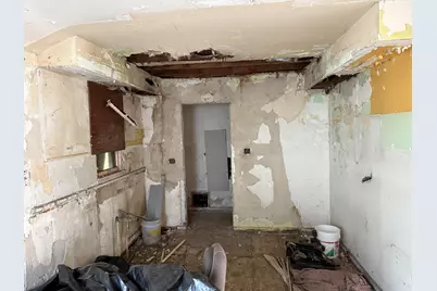 4234 E 12th Place, Gary, IN 46403 - Photo 6