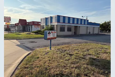 2060 81st Avenue, Merrillville, IN 46410 - Photo 2