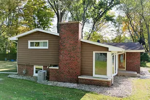 108 Willow Ct, Trail Creek, IN 46360 - Photo 6