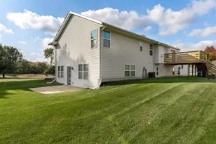 183 Cimarron Dr, Valparaiso, IN 46385 - Photo 24