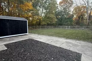 1528 Hanley St, Gary, IN 46406 - Photo 14