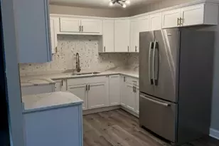 1528 Hanley St, Gary, IN 46406 - Photo 2