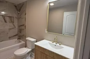 1528 Hanley St, Gary, IN 46406 - Photo 10